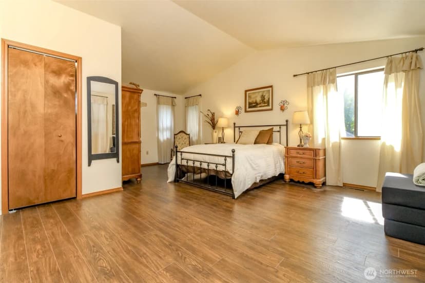 Property photo for 5948 Glenmore Drive Se, Olympia photo 16
