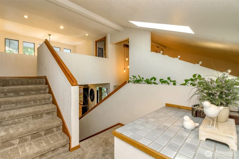 Property photo for 5948 Glenmore Drive Se, Olympia photo 14
