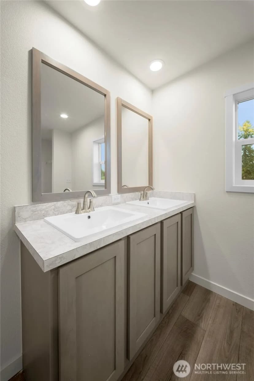 Property photo for 18814 8th Avenue E, Spanaway photo 27