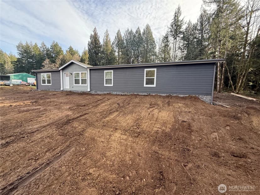 Property photo for 18814 8th Avenue E, Spanaway photo 33