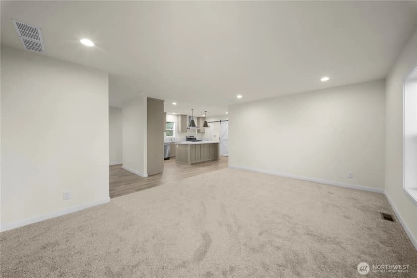 Property photo for 18814 8th Avenue E, Spanaway photo 7