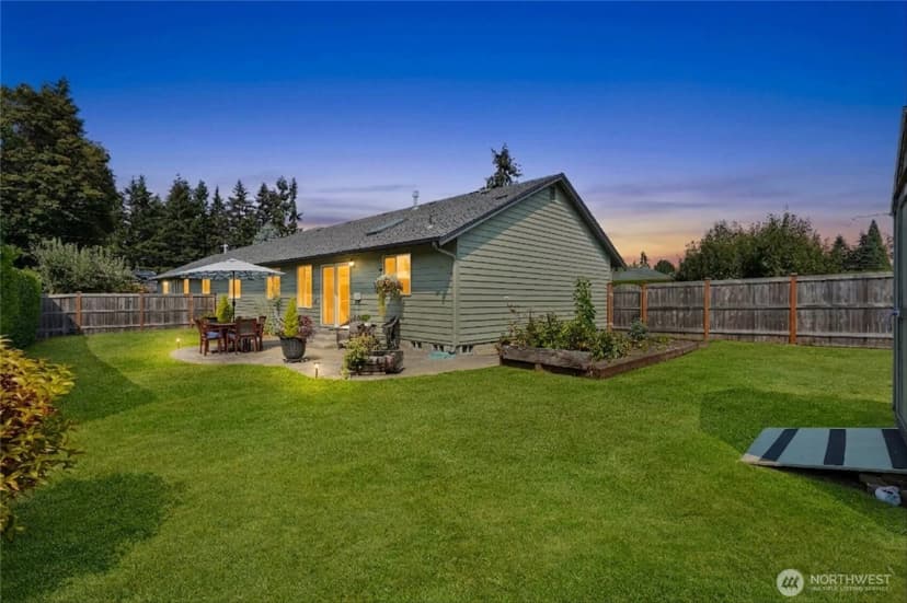 Property photo for 8228 226th Street Sw #a/b, Edmonds photo 10