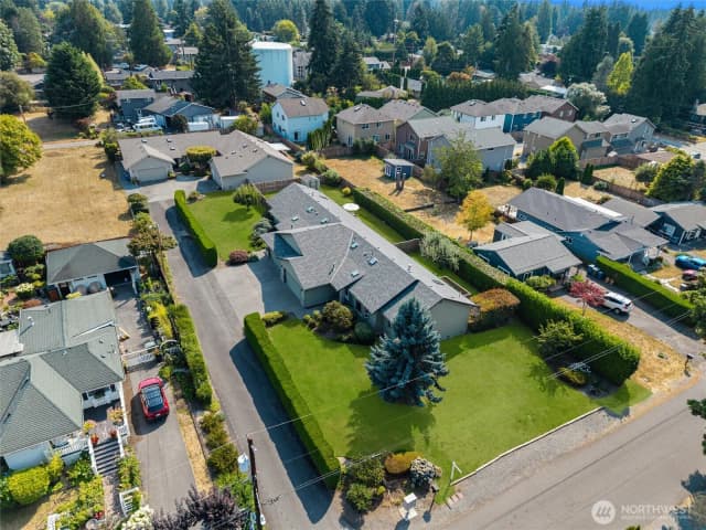 Property photo for 8228 226th Street Sw #a/b, Edmonds photo 3
