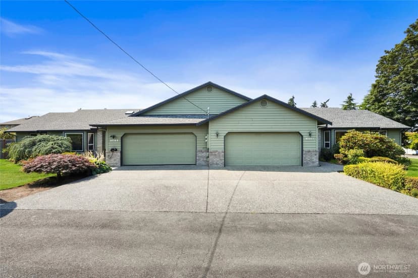Property photo for 8228 226th Street Sw #a/b, Edmonds photo 4