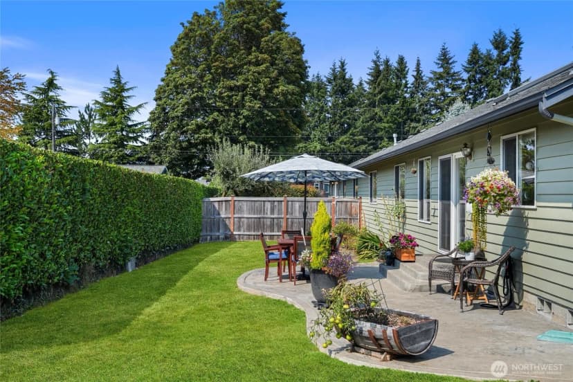 Property photo for 8228 226th Street Sw #a/b, Edmonds photo 11