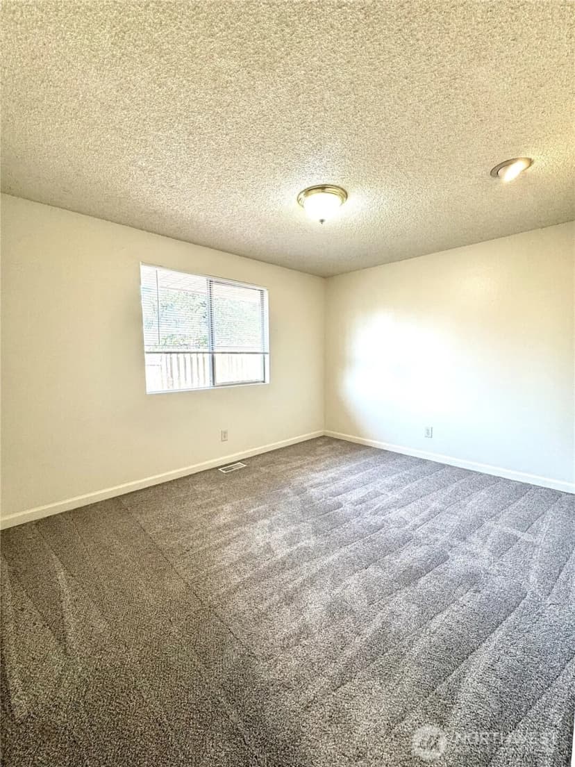 Property photo for 5005 88th Street Ne #d, Marysville photo 7