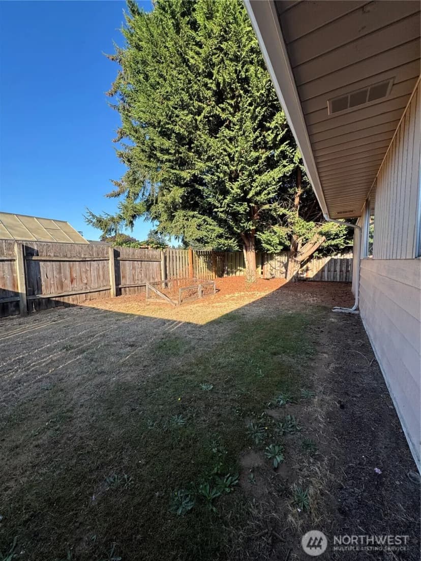 Property photo for 5005 88th Street Ne #d, Marysville photo 13