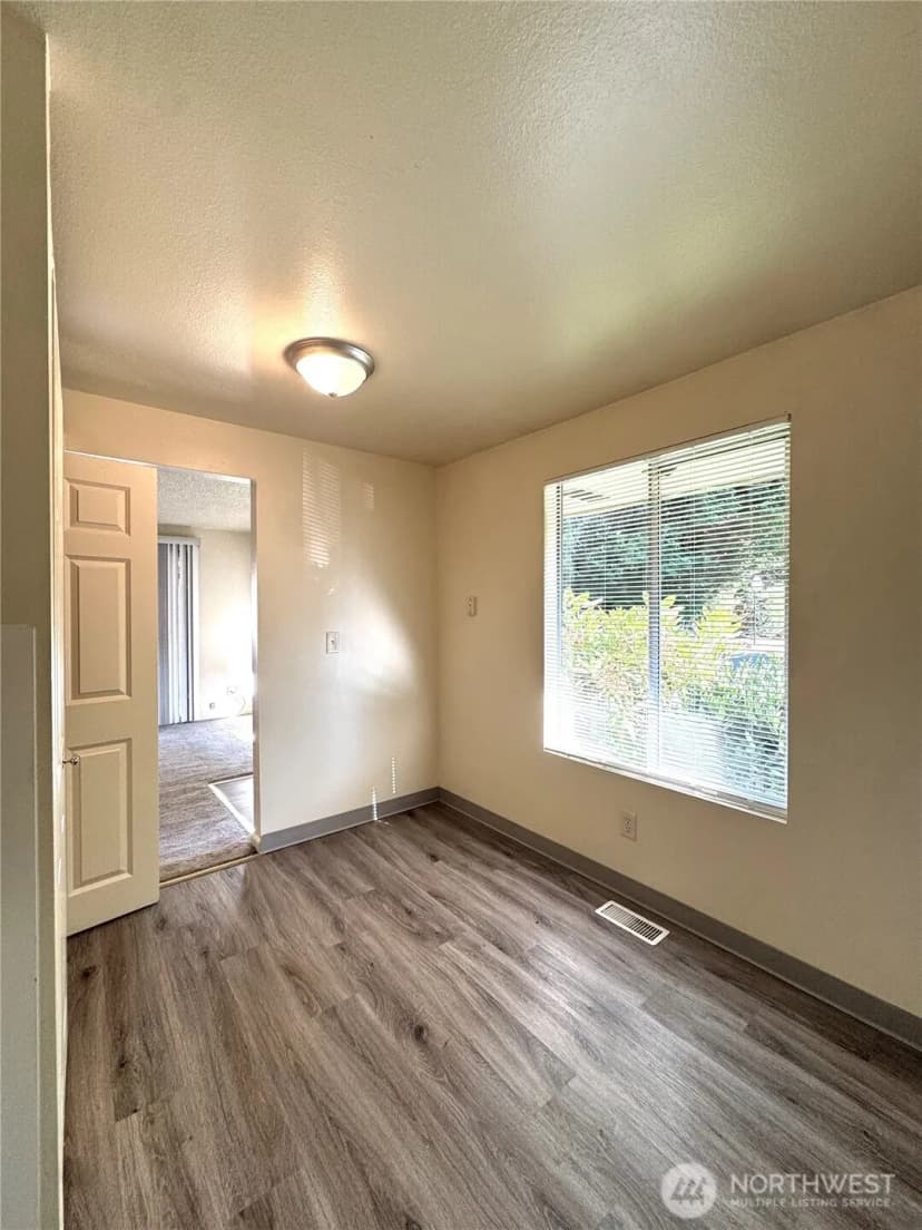 Property photo for 5005 88th Street Ne #d, Marysville photo 4
