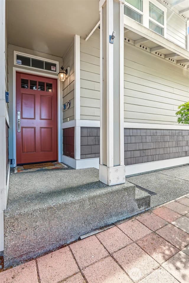 Property photo for 12305 Meridian Avenue S ##17, Everett photo 4