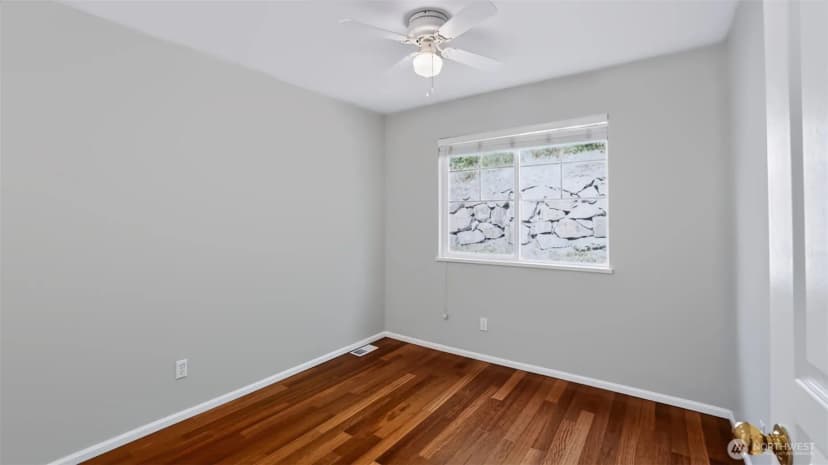 Property photo for 2840 139th Avenue Se #30, Bellevue photo 24