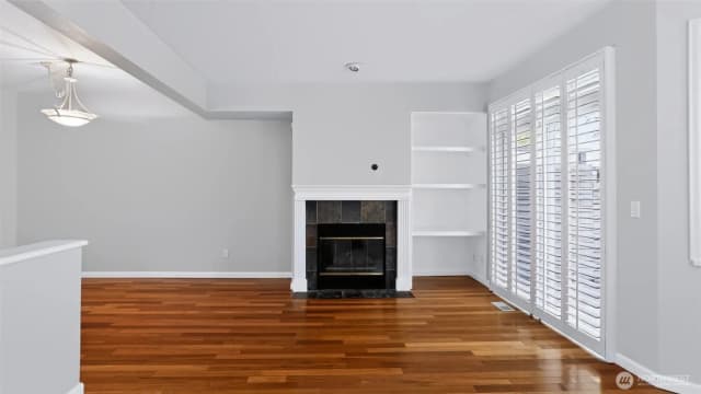 Property photo for 2840 139th Avenue Se #30, Bellevue photo 5