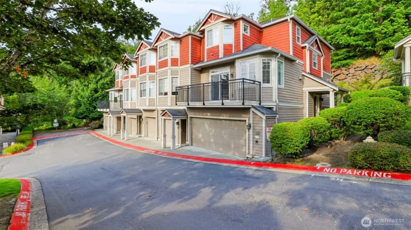 Property photo for 2840 139th Avenue Se #30, Bellevue