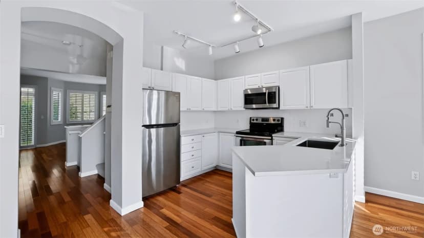 Property photo for 2840 139th Avenue Se #30, Bellevue photo 15