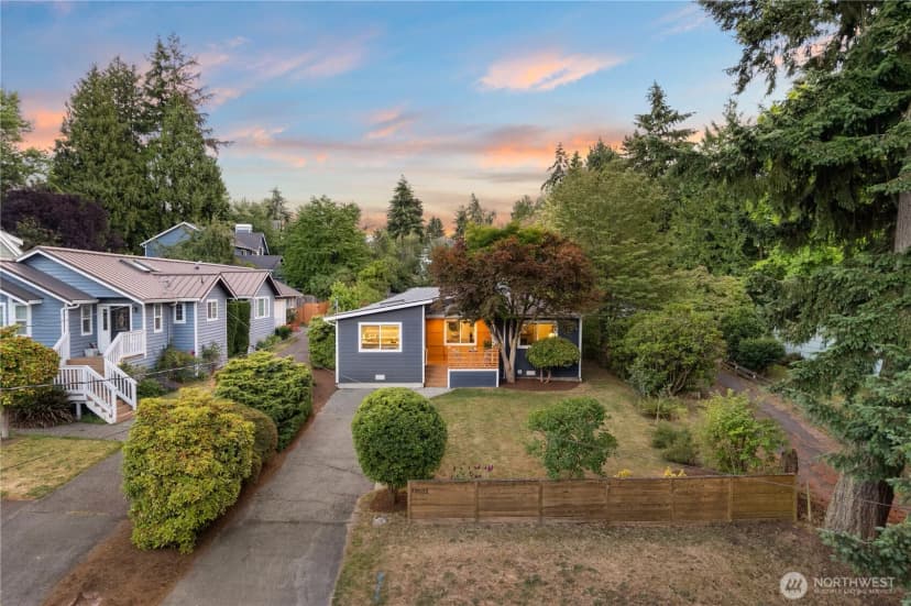 Property photo for 12032 38th Avenue Ne, Seattle photo 40