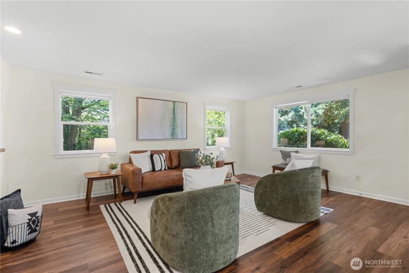 Property photo for 12032 38th Avenue Ne, Seattle photo 16