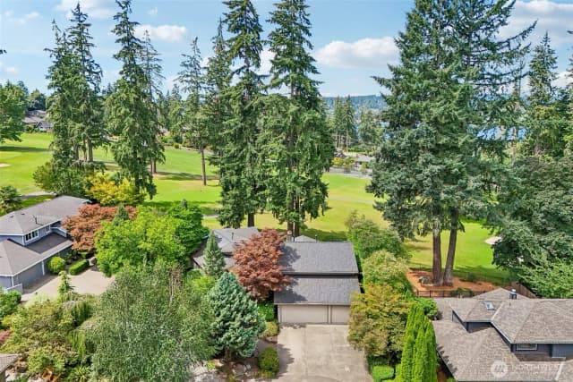 Property photo for 16313 Inglewood Place Ne, Kenmore