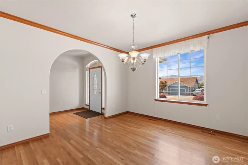 Property photo for 25 S Mandolin Avenue, East Wenatchee photo 5
