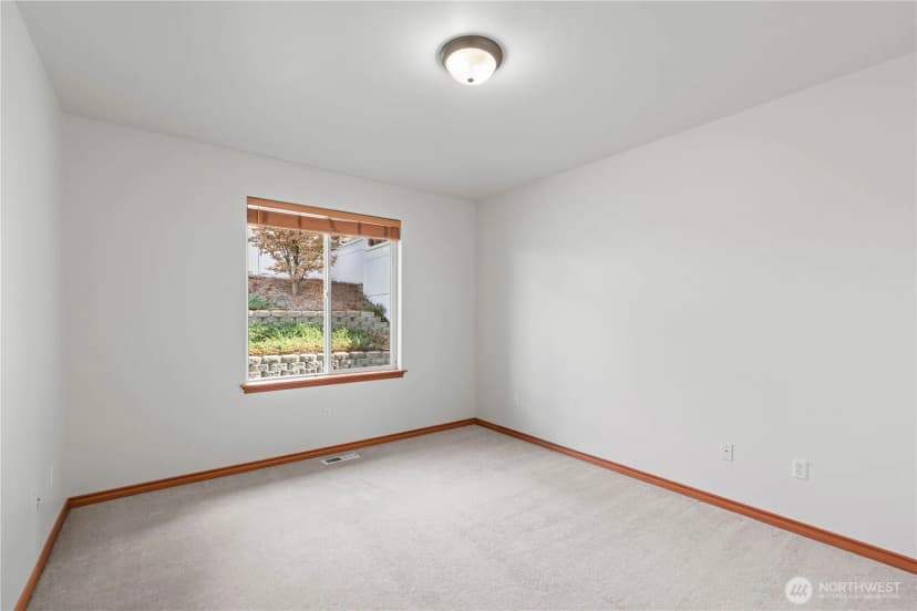 Property photo for 25 S Mandolin Avenue, East Wenatchee photo 25