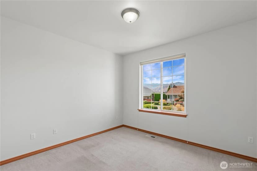 Property photo for 25 S Mandolin Avenue, East Wenatchee photo 23