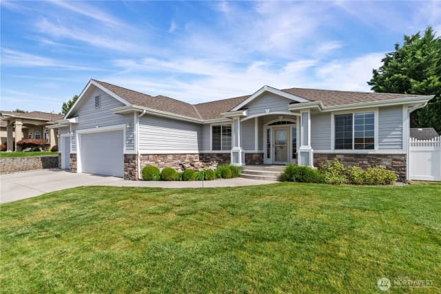 Property photo for 25 S Mandolin Avenue, East Wenatchee photo 2