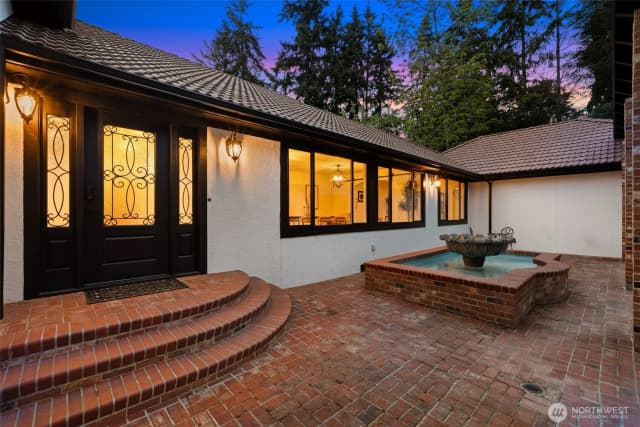 Property photo for 315 241st Street Sw, Bothell photo 5