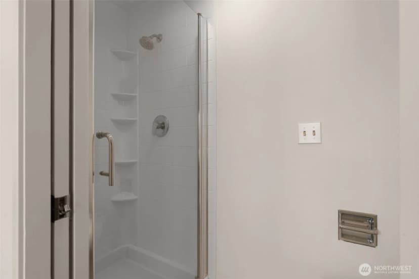 Property photo for 2831 14th Avenue W #2, Seattle photo 16