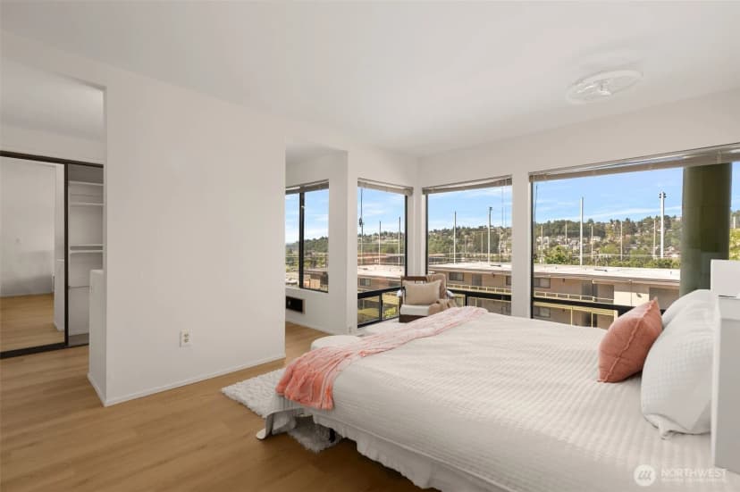 Property photo for 2831 14th Avenue W #2, Seattle photo 11