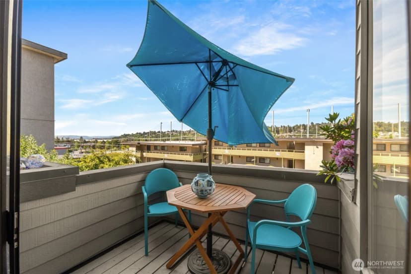 Property photo for 2831 14th Avenue W #2, Seattle photo 8