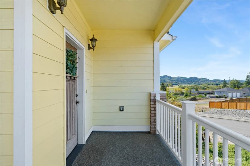 Property photo for 190 Hemlock Street, Montesano photo 4
