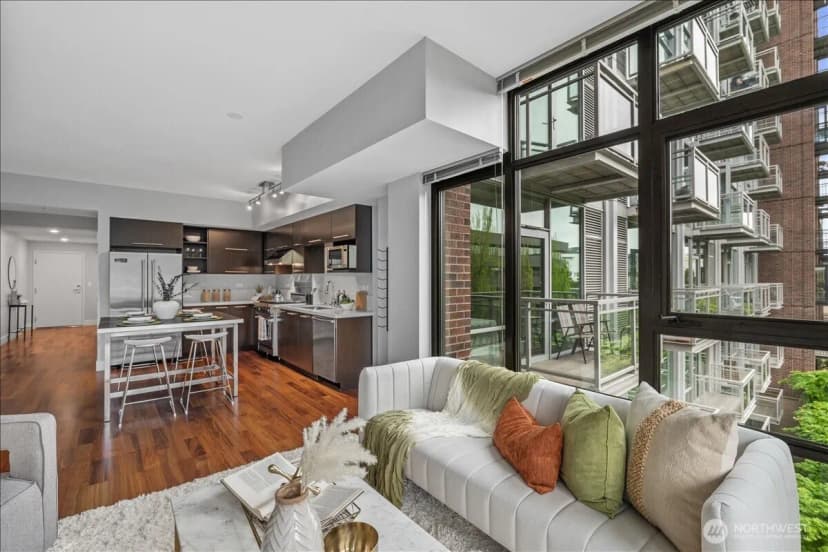 Property photo for 2911 2nd Avenue #506, Seattle photo 7