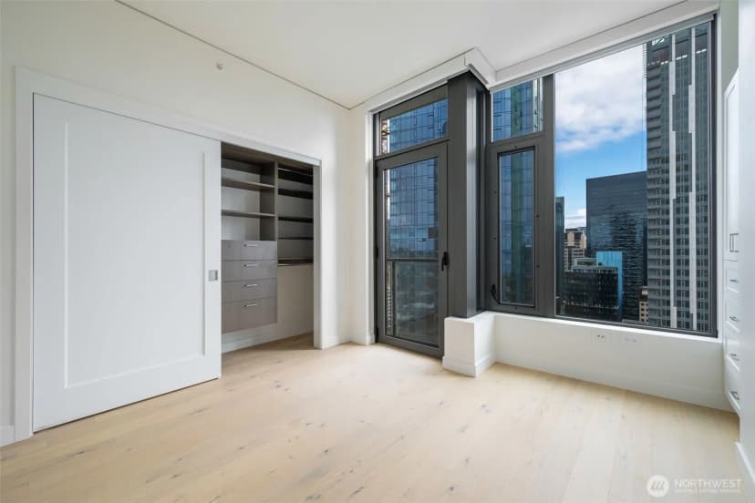 Property photo for 2510 6th Avenue #2603, Seattle photo 14