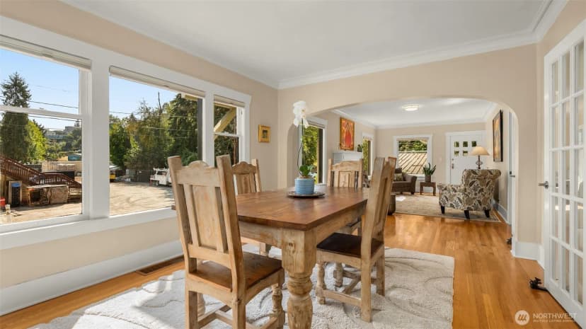 Property photo for 10015 68th Avenue S, Seattle photo 11