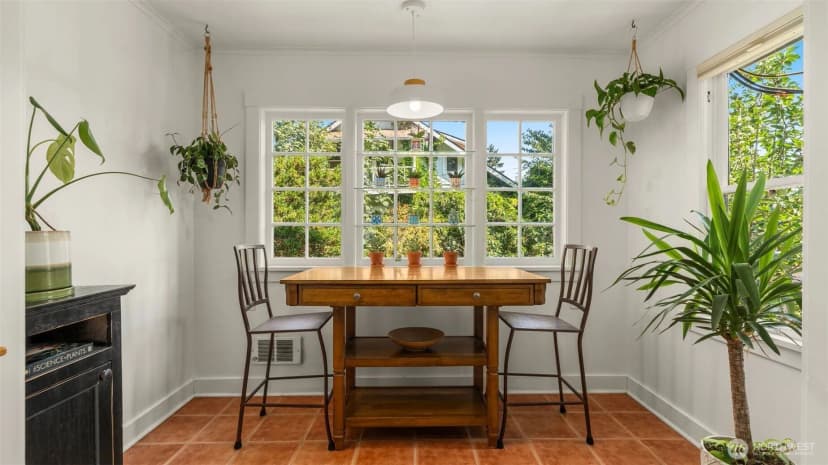 Property photo for 10015 68th Avenue S, Seattle photo 17