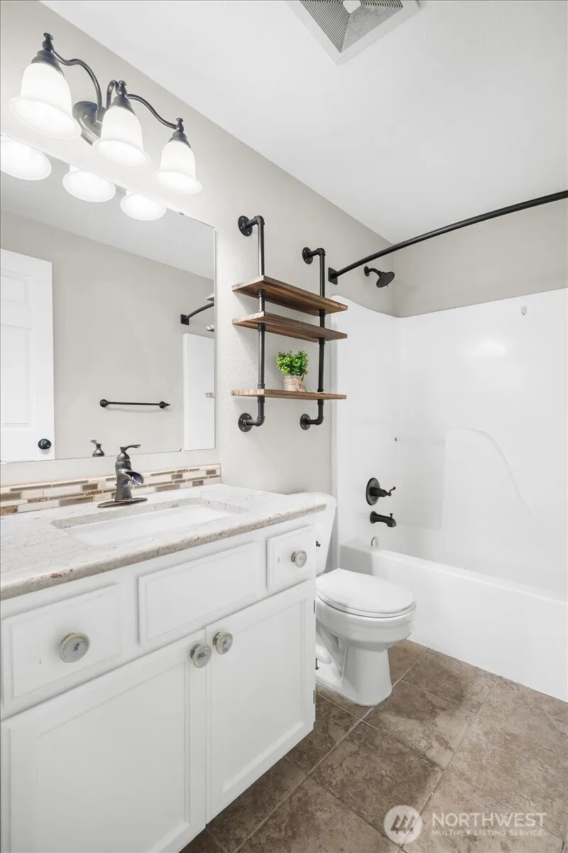 Property photo for 16308 44th Avenue E, Tacoma photo 16