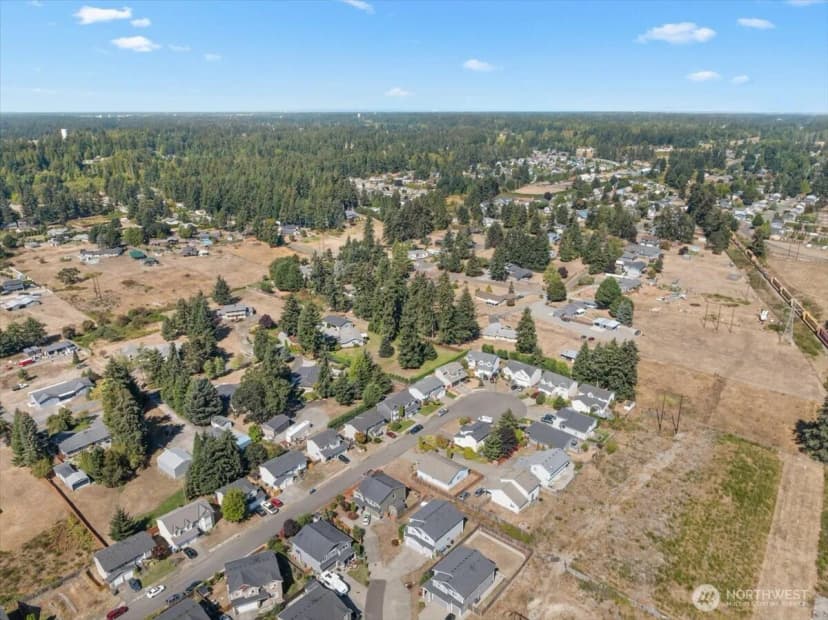 Property photo for 16308 44th Avenue E, Tacoma photo 29