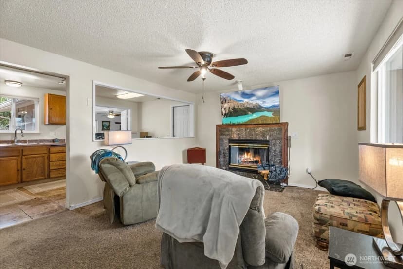 Property photo for 19408 9th Avenue E, Spanaway photo 2