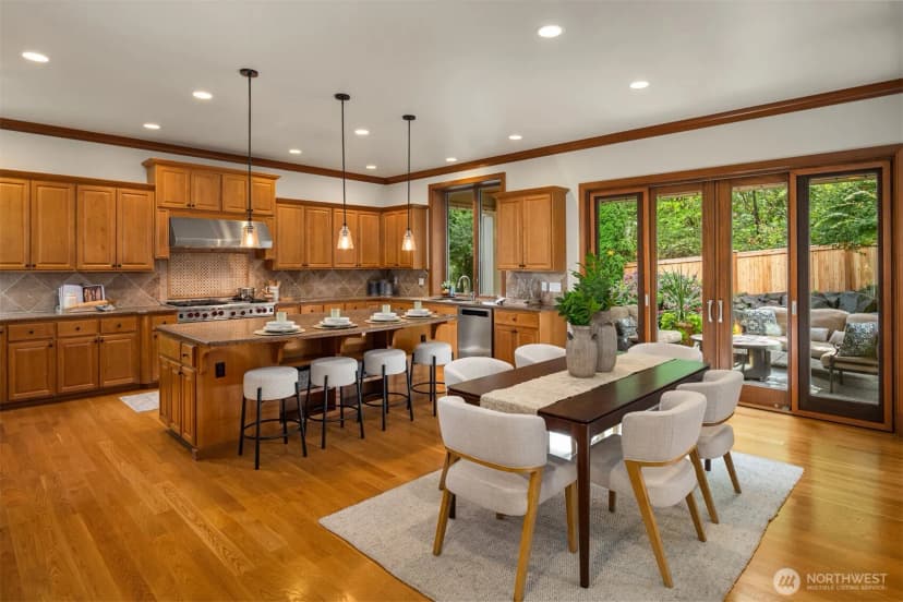 Property photo for 525 Timber Creek Drive Nw, Issaquah photo 7