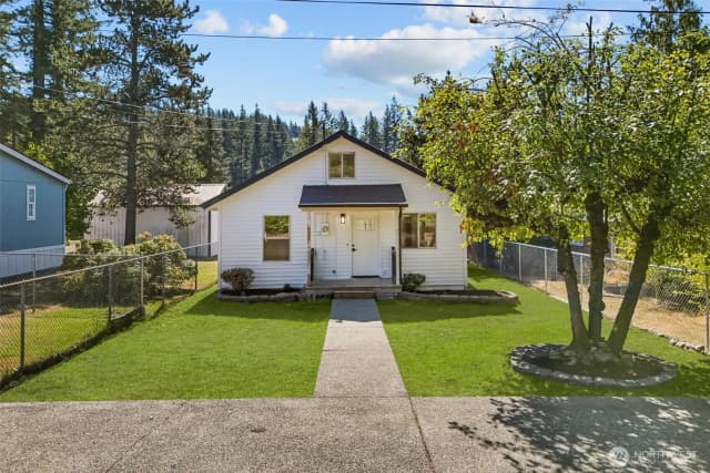 Property photo for 45511 Se 141st Street, North Bend