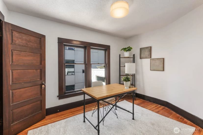 Property photo for 1043 S Cloverdale Street, Seattle photo 23
