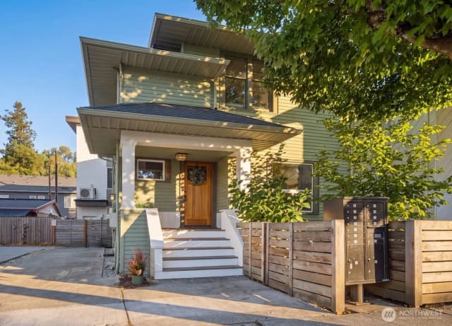 Property photo for 1043 S Cloverdale Street, Seattle
