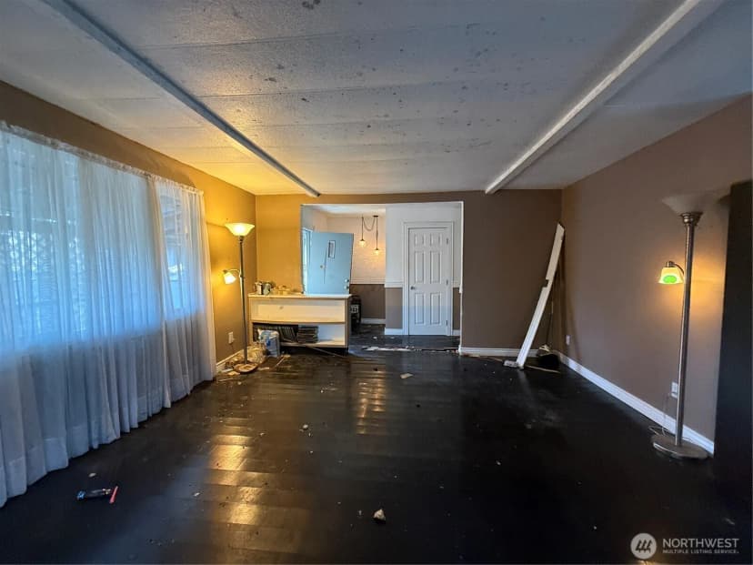 Property photo for 1911 1st Avenue W, Bremerton photo 6