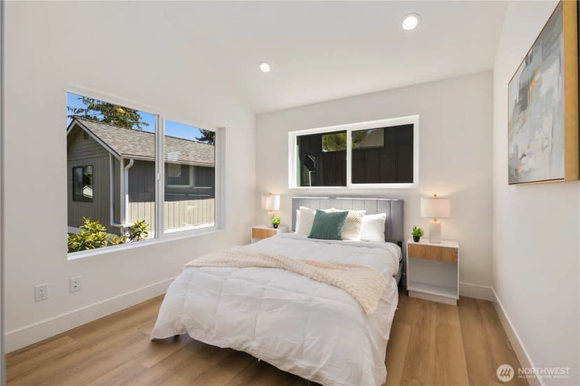 Property photo for 724 N 89th Street, Seattle photo 14