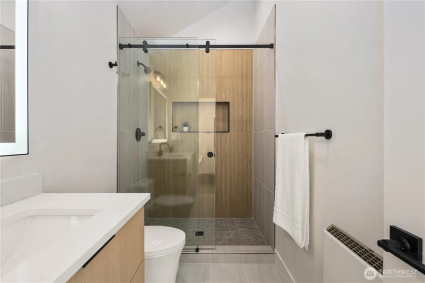 Property photo for 724 N 89th Street, Seattle photo 21