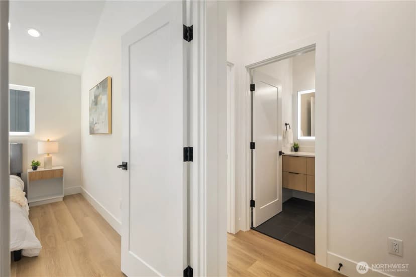 Property photo for 724 N 89th Street, Seattle photo 16