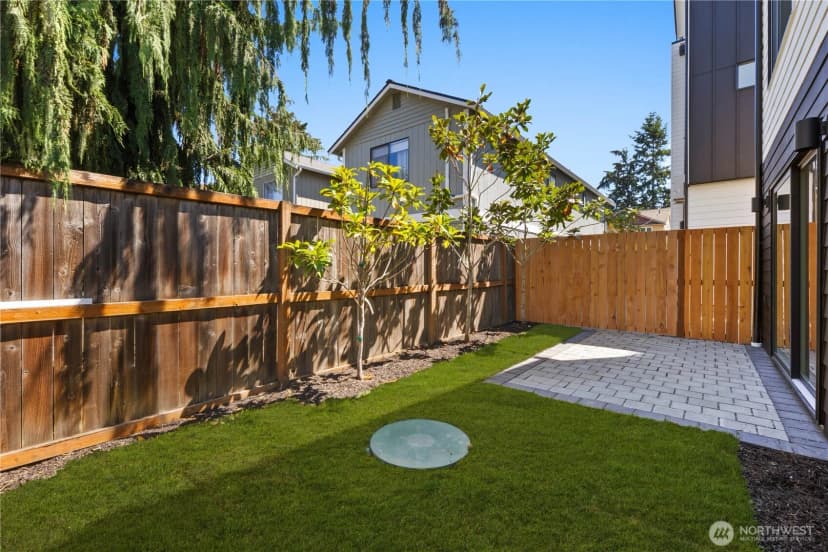 Property photo for 724 N 89th Street, Seattle photo 24
