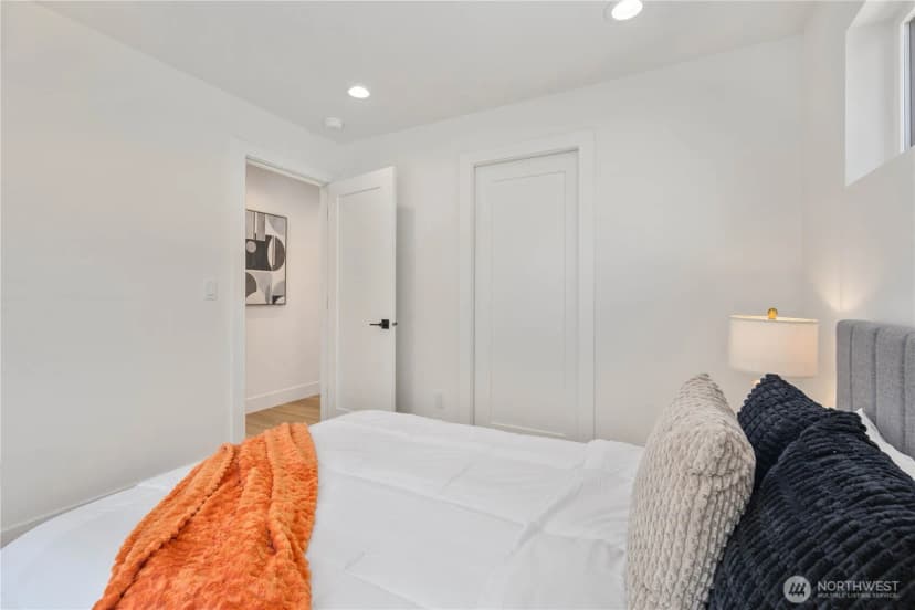 Property photo for 726 N 89th Street #b, Seattle photo 15