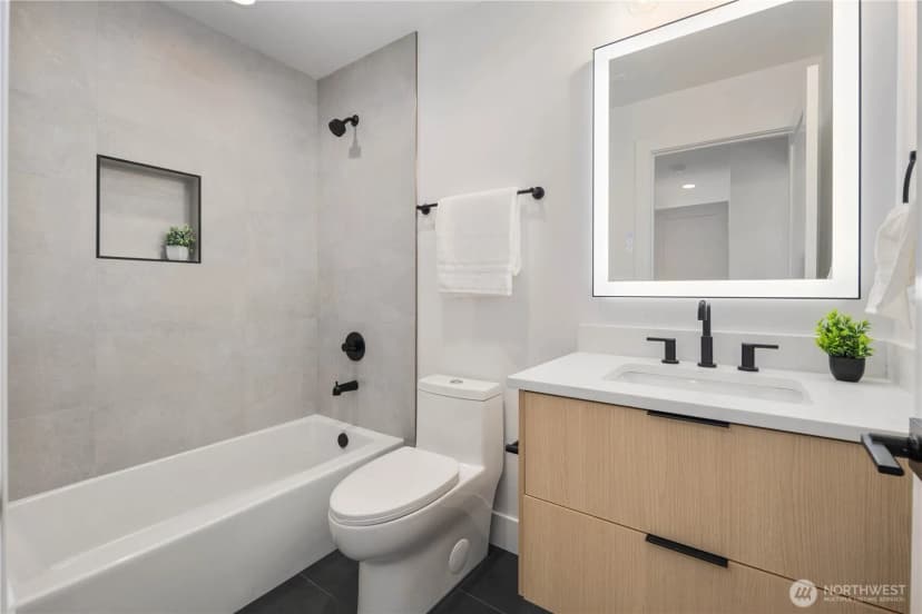 Property photo for 726 N 89th Street #b, Seattle photo 18