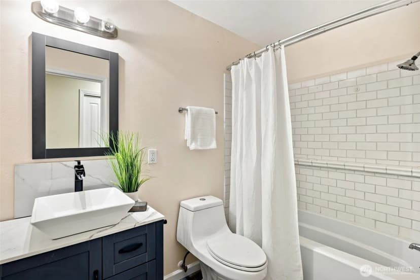 Property photo for 1006 Ne Pennington Loop, Coupeville photo 20