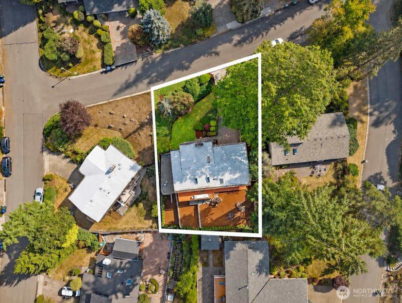 Property photo for 14512 Se 45th Place, Bellevue photo 38