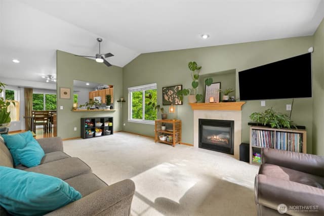 Property photo for 3824 Briarcliffe Court, Bellingham photo 4